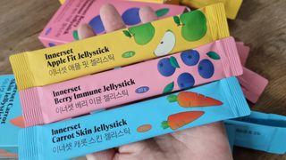 맛있게 골라먹는 이너셋 ABC젤리스틱 이너뷰티젤리 3종세트 15포X3박스 — 5점을 준 리뷰어가 2023년 4월 올린 사용 사진