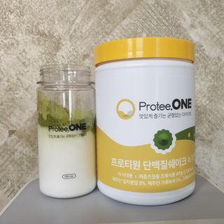 프로티원 단백질쉐이크 녹차맛 2주분 1통+보틀 — 5점을 준 리뷰어가 2021년 4월 올린 사용 사진