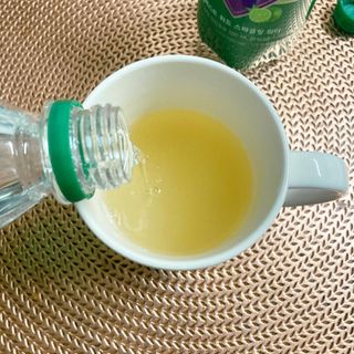 몽베스트 Montbest with Sparkling water Plain 20병 — 5점을 준 리뷰어가 2021년 11월 올린 사용 사진