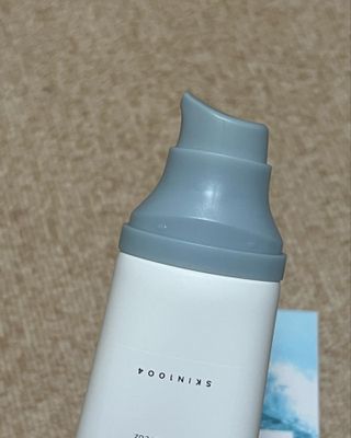[스킨1004] 마다가스카르 센텔라 히알루-시카 워터핏 선세럼 50ml — 5점을 준 리뷰어가 2024년 5월 올린 사용 사진
