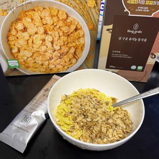 씨알푸드 유기농 쌀 시리얼 390g + 갓 구운 유기농 발아통곡물 150g — 4.5점을 준 리뷰어가 2022년 1월 올린 사용 사진
