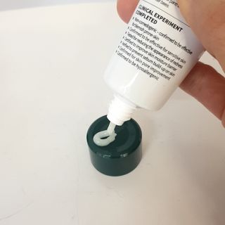 랑벨 랑바이오 블랙 시카 크림 50ml(블랙비 프로폴리스, 시카 4종, 판테놀 10 함유) — 5점을 준 리뷰어가 2023년 2월 올린 사용 사진
