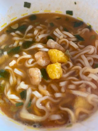 NISSIN 닛신 컵누들  4종 - 씨푸드오리지날, 씨푸드 스파이시, 씨푸드 커리, 씨푸드 XO소스 — 4점을 준 리뷰어가 2021년 12월 올린 사용 사진