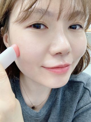 트윙클라 안티링클 샤이닝 멀티밤 — 4.5점을 준 리뷰어가 2022년 6월 올린 사용 사진