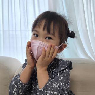 애니가드키즈 라이트 소형 5컬러 각 10매입 [크리미베이지, 코튼핑크, 블루레이크, 페일로즈, 민트그린] — 5점을 준 리뷰어가 2022년 6월 올린 사용 사진