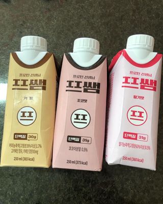 파워풀엑스 [프쌤] 더 맛있고 강력해진 고단백 음료 3종 (초코맛,딸기맛,커피맛) — 5점을 준 리뷰어가 2023년 1월 올린 사용 사진