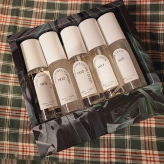 디어포레스트 [5개세트] 숲속의 하루 패브릭미스트 (섬유향수/ 룸스프레이) 50ml 5개 — 5점을 준 리뷰어가 2022년 9월 올린 사용 사진