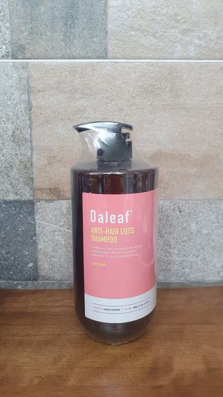 달리프 진저 베러 퍼퓸 탈모 완화 샴푸 1000ml 향 3종 — 4점을 준 리뷰어가 2021년 1월 올린 사용 사진