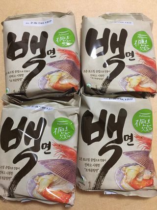 [풀무원] 자연은맛있다 정면, 백면, 홍면  세트 — 5점을 준 리뷰어가 2021년 4월 올린 사용 사진