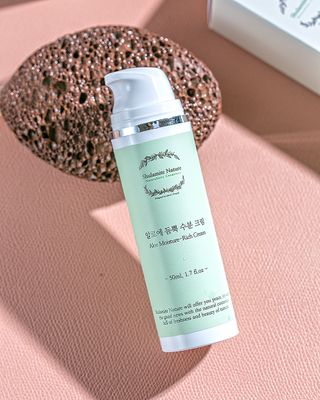 술람미네이처 자연주의 화장품ㅣ속보습 충전 + 민감/트러블 피부 진정 - 알로에 듬뿍 수분 크림 50ml — 5점을 준 리뷰어가 2022년 6월 올린 사용 사진