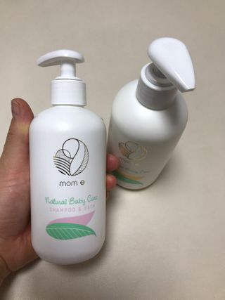 mom e 맘이 내추럴 베이비 케어 샴푸앤바스+로션 — 4.5점을 준 리뷰어가 2021년 1월 올린 사용 사진