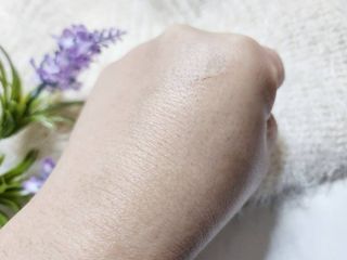 나우 [리브엠]피부 속부터 겹겹이, 촘촘하게! 워터핏8중 수분착붙 크림 — 4.5점을 준 리뷰어가 2024년 12월 올린 사용 사진