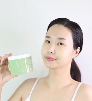 [후르디아] 약산성  모공 필링 패드(70매) — 5점을 준 리뷰어가 2024년 2월 올린 사용 사진