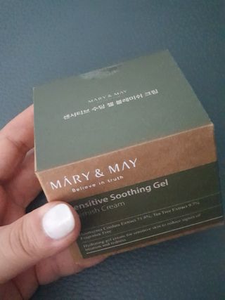 마리엔메이 센서티브 수딩 젤 크림 + 어성초 티트리 추출물 세럼 + 어성초 티트리 모공 클렌징 폼 — 5점을 준 리뷰어가 2021년 10월 올린 사용 사진