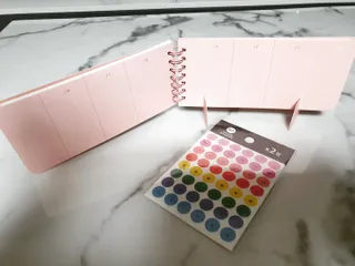 리훈 언더모니터 위클리 플래너 + 다정한 스티커 8mm 원형 칼라 얼굴 표정 1장 — 5점을 준 리뷰어가 2022년 3월 올린 사용 사진
