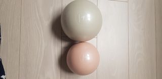 트라택 쿠셔닝 웨이트볼 0.5kg + 1kg SET — 5점을 준 리뷰어가 2022년 4월 올린 사용 사진