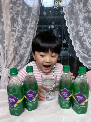 몽베스트 Montbest with Sparkling water Lemon OR Lime 20병(랜덤) — 5점을 준 리뷰어가 2022년 11월 올린 사용 사진