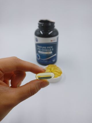 서울약사신협 네이처픽_알티지오메가3_1,205mg x 180캡슐 — 5점을 준 리뷰어가 2021년 9월 올린 사용 사진