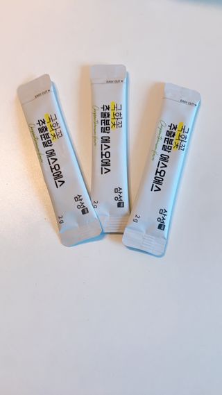 체인미 국화꽃 추출분말 에스오에스 곡류효소 과일채소 17종 혼합 분말 스틱 — 5점을 준 리뷰어가 2021년 11월 올린 사용 사진
