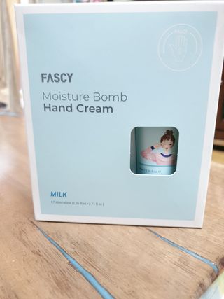 파시 FASCY 高保湿ハンドクリーム40ml+80ml セット — 5점을 준 리뷰어가 2021년 7월 올린 사용 사진
