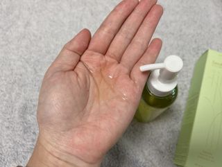 스킨큐어 산다화 순한 클렌징 동백 오일 200ml — 5점을 준 리뷰어가 2023년 4월 올린 사용 사진