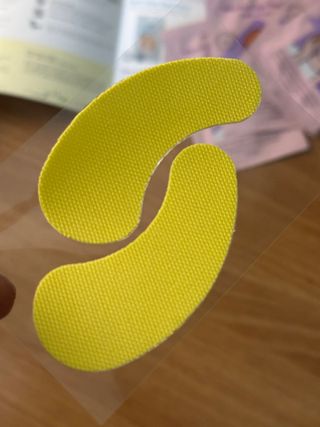 세뚜아(Cettua) 나우[세뚜아] 비타풀 아이 패치 Cettua Vita-Full Eye Patch — 1.5점을 준 리뷰어가 2024년 4월 올린 사용 사진