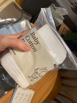 디어엘로디 프리미엄 유기농 베이비 솜티슈 40매 3 + 1 PACK — 5점을 준 리뷰어가 2021년 3월 올린 사용 사진