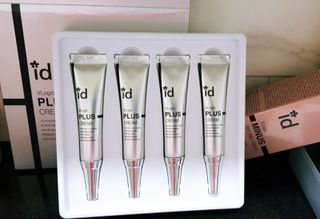 아이디플라코스메틱 아이디 브이로직 플러스 크림 15ml X 4EA — 5점을 준 리뷰어가 2022년 5월 올린 사용 사진