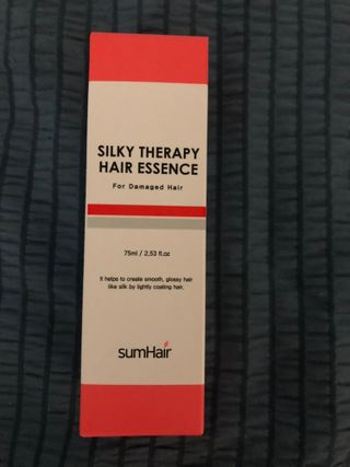 썸헤어 / SUMHAIR 썸헤어 실키 테라피 헤어 에센스 — 4점을 준 리뷰어가 2021년 4월 올린 사용 사진