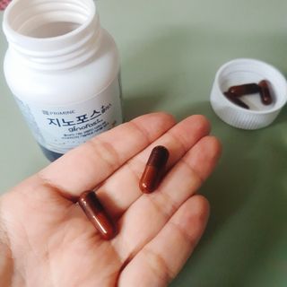 프리마인 홍삼의 강력한 에너지, 이제는 흡수율을 높인 최첨단 캡슐로 간편하게 초고속 충전하세요. — 5점을 준 리뷰어가 2022년 10월 올린 사용 사진