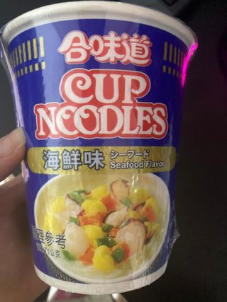 NISSIN 닛신 컵누들  4종 - 씨푸드오리지날, 씨푸드 스파이시, 씨푸드 커리, 씨푸드 XO소스 — 5점을 준 리뷰어가 2022년 3월 올린 사용 사진