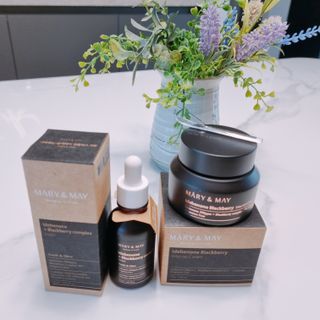 마리엔메이  이데베논 블랙베리 보습 크림 + 세럼 — 5점을 준 리뷰어가 2021년 10월 올린 사용 사진