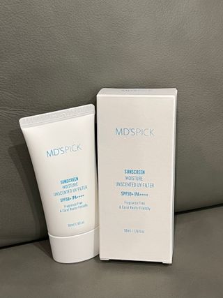 엠디스픽 무향자차 수분 선크림 PSF50+ PA++++ 50ml — 5점을 준 리뷰어가 2023년 3월 올린 사용 사진