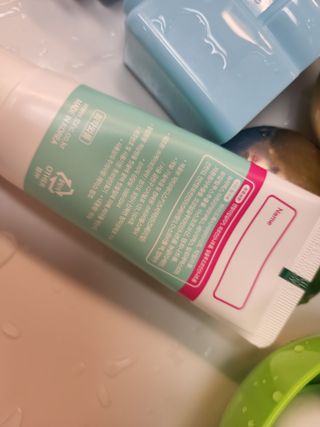 닥터데디스 안심저불소 키즈치약 (라즈베리, 청포도향 중 택 1) 60g +  여행용 미니 치약 15g — 5점을 준 리뷰어가 2022년 8월 올린 사용 사진