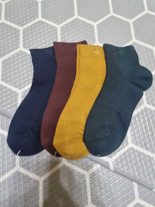 [사이즈가 있는 양말 필로이] 남/여 골지 발목 양말 4족 세트 남【S, M, L, XL】여【S, M, L】_컬러 랜덤 — 5점을 준 리뷰어가 2022년 6월 올린 사용 사진