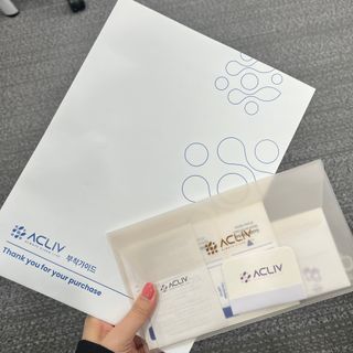 아클리브 Premium 항균 항바이러스 액정 보호필름(iPad) — 5점을 준 리뷰어가 2022년 9월 올린 사용 사진