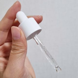 체르엠 스템앤셀 비타민 브라이트닝 에센스 30ml 1개 — 4점을 준 리뷰어가 2021년 11월 올린 사용 사진