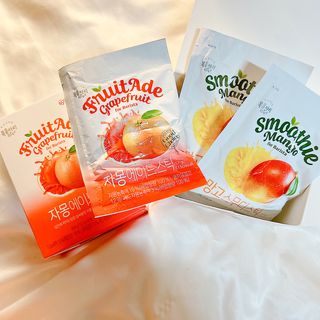 [복음자리] 바리스타 패키지 2종 랜덤발송 (딸기스무디 스틱+샤인머스캣에이드 or 망고스무디+자몽에이드) — 3점을 준 리뷰어가 2022년 7월 올린 사용 사진