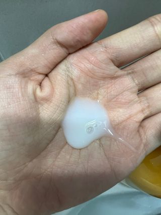 방방곳곳 편림초 마이크로바이옴 샴푸 — 4점을 준 리뷰어가 2022년 3월 올린 사용 사진