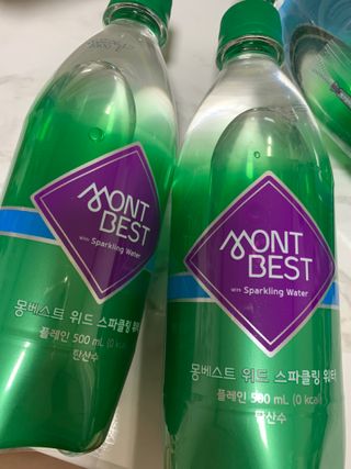 몽베스트 Montbest with Sparkling water Plain 20병 — 5점을 준 리뷰어가 2021년 10월 올린 사용 사진