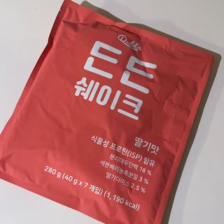 [덜다] 든든 식물성 단백질 쉐이크 40g X 7입 (곡물/딸기) — 5점을 준 리뷰어가 2023년 8월 올린 사용 사진