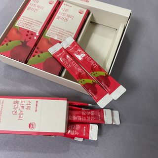 서울약사신협_석류 타트체리 콜라겐_10g x 30포 — 4.5점을 준 리뷰어가 2021년 7월 올린 사용 사진