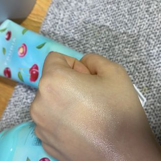 [후르디아] 과즙 뿜뿜_체리 바디워시+바디에센스 세트 — 4.5점을 준 리뷰어가 2020년 12월 올린 사용 사진