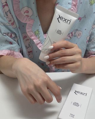렉스리 데일리 톤업 크림 Rexri Daily Tone Up Cream — 5점을 준 리뷰어가 2022년 9월 올린 사용 사진