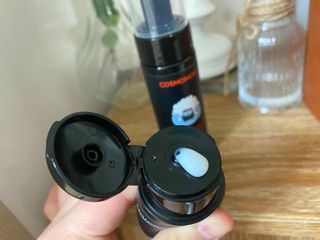 코스모먼트 부스티모 부스팅샴푸60ml + 비듬세정 진정샴푸50ml — 5점을 준 리뷰어가 2021년 11월 올린 사용 사진