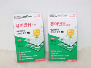 [큐어반H 스팟] 자외선 99프로 차단되는 스틱타입 스팟밴드(1팩 / 66매입) — 5점을 준 리뷰어가 2022년 11월 올린 사용 사진