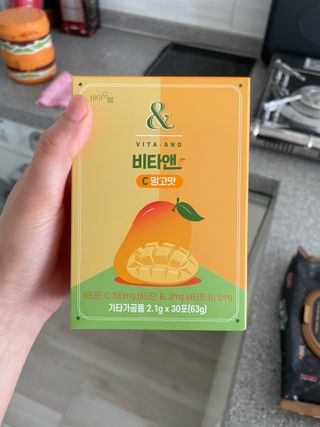 비타앤C 레몬맛, 망고맛 — 5점을 준 리뷰어가 2021년 5월 올린 사용 사진