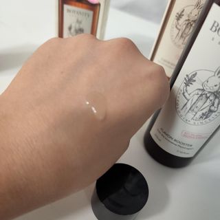 [패키지리뉴얼]보타니티 진정 결케어 플라본 부스터 210ml / 플라본 세럼 50m — 5점을 준 리뷰어가 2022년 6월 올린 사용 사진