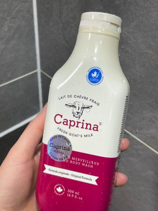 카프리나 프레쉬 산양밀크 어메이징 바디워시 500ml (오리지널향) — 5점을 준 리뷰어가 2023년 5월 올린 사용 사진