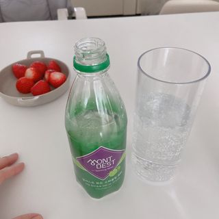 몽베스트 Montbest with Sparkling water Lime20병 — 5점을 준 리뷰어가 2023년 3월 올린 사용 사진